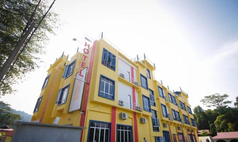 Mny Hotel & Resort Kampung Teluk Nipah Eksteriør billede