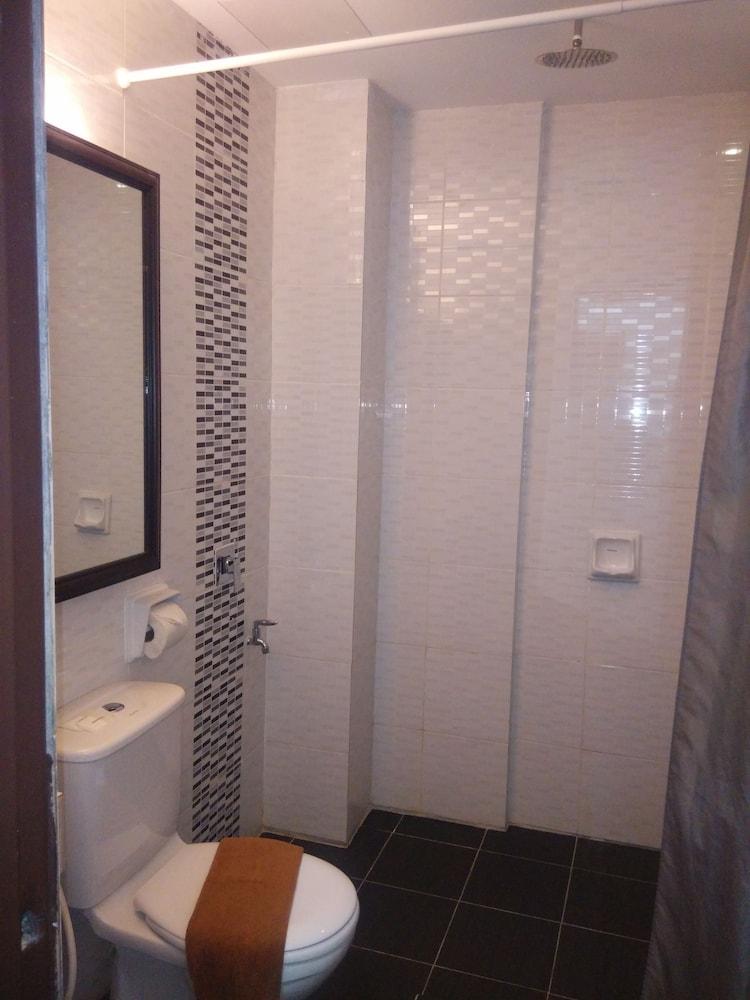 Mny Hotel & Resort Kampung Teluk Nipah Eksteriør billede
