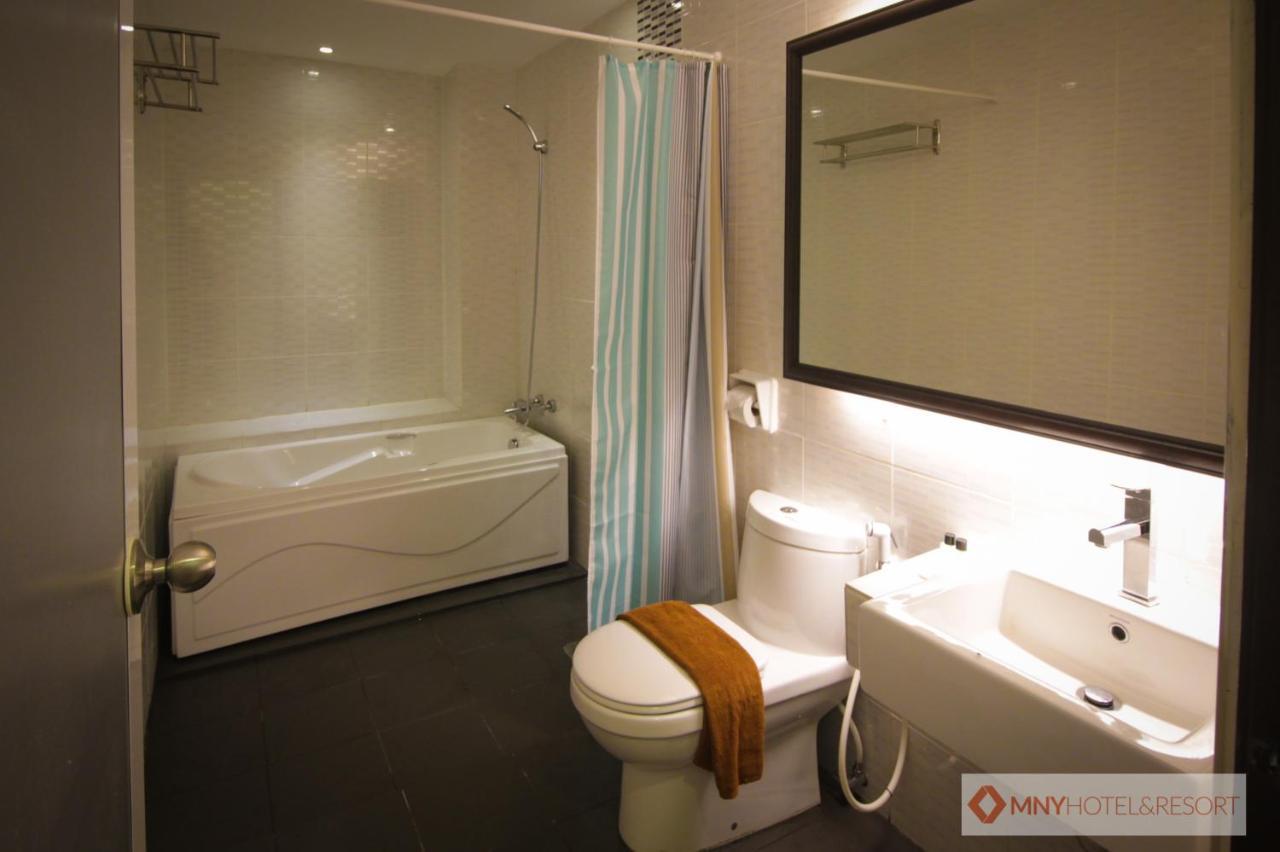 Mny Hotel & Resort Kampung Teluk Nipah Eksteriør billede